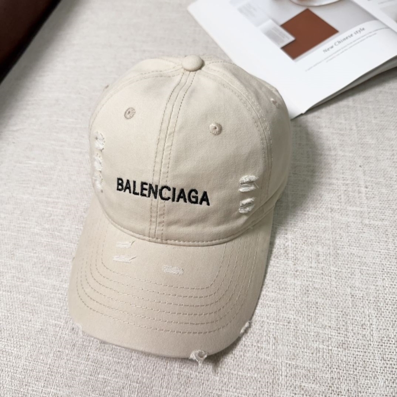 BALENCIAGA